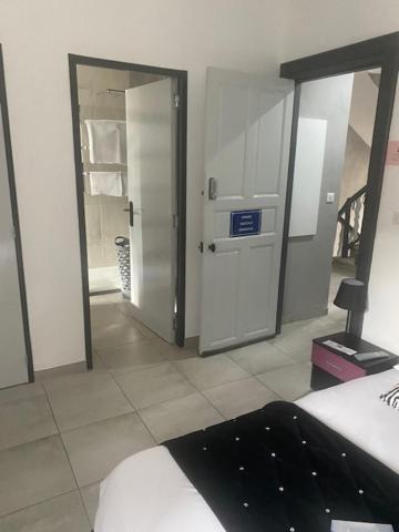 Hotel Le Relais Des Cols Cozzano Esterno foto