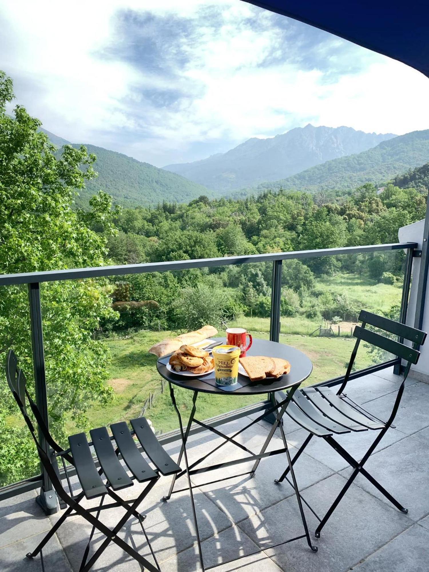 Hotel Le Relais Des Cols Cozzano Esterno foto